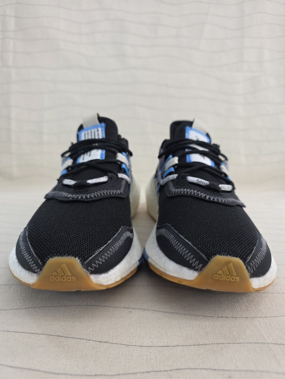 Adidas Womens Ultraboost 22 Parley Black Blue White Running Shoes HQ6533 Sz 7.5 - Picture 4 of 11